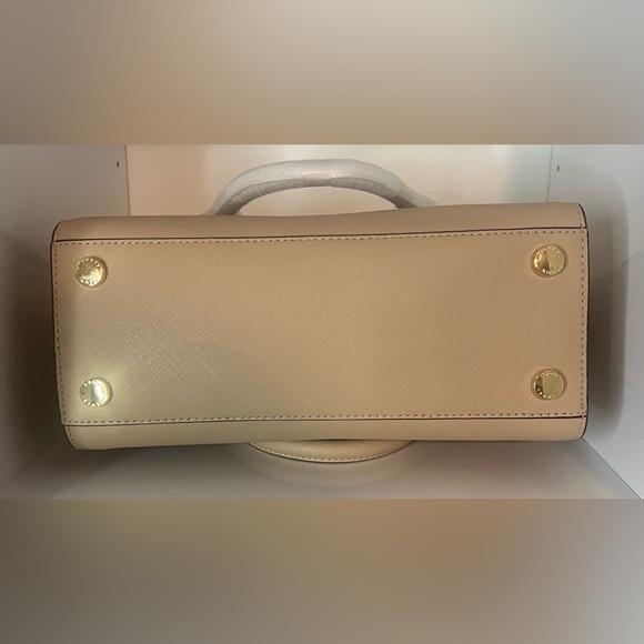 Michael Kors Selma Satchel Bag - Picture 3 of 7